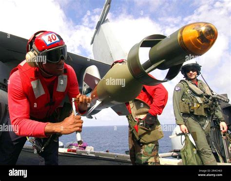 Us Navy Aviation Ordnanceman Stock Photo Alamy