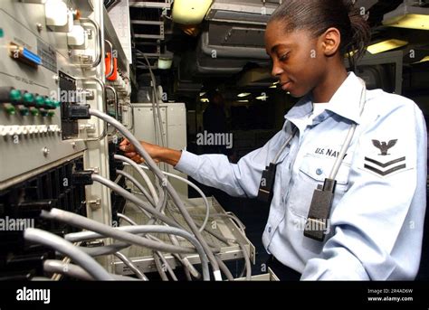 Us Navy Information Systems Technician Stock Photo Alamy Us Navy Information Systems Technician Stock Photo Alamy