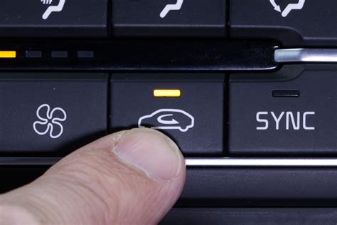 What The Air Conditioning Buttons In Your Car Mean Goskippy